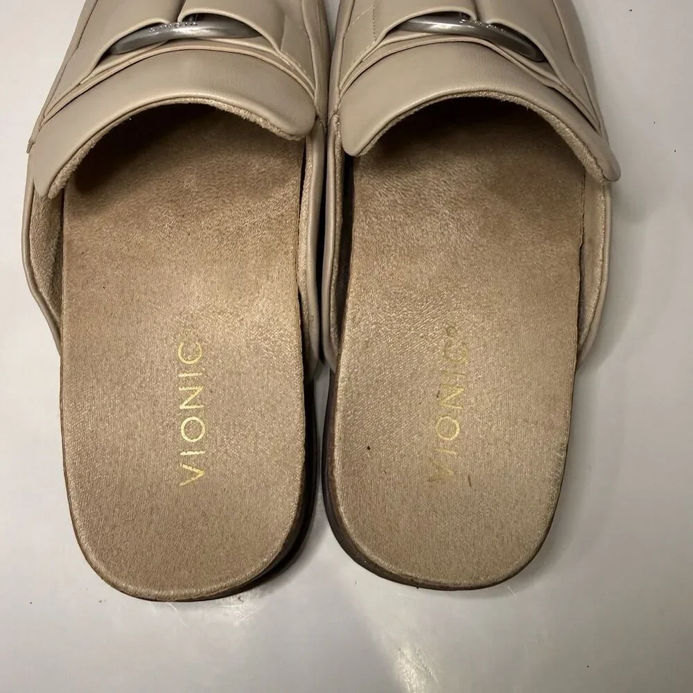 Vionic Jordan Mule Clogs Womens 8 Beige Leather Slip On Comfort Loafers EUC